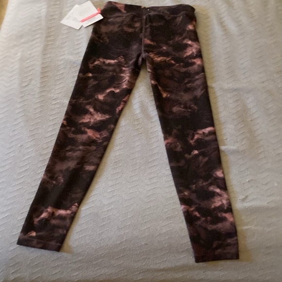 NWT Athleta Girls High Rise Printed Chit Chat Tight Legging Size XL 14 - Picture 2 of 4